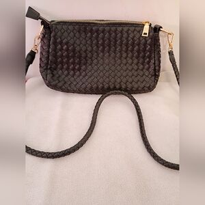 Sondra Roberts Squared Chic Black With Gold Accents Woven Purse.